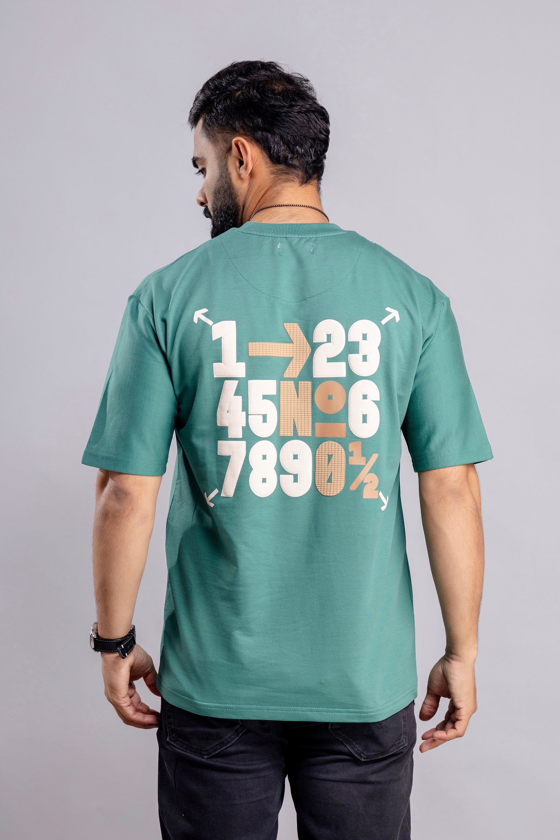 Oversized T-Shirts: Numeric Design
