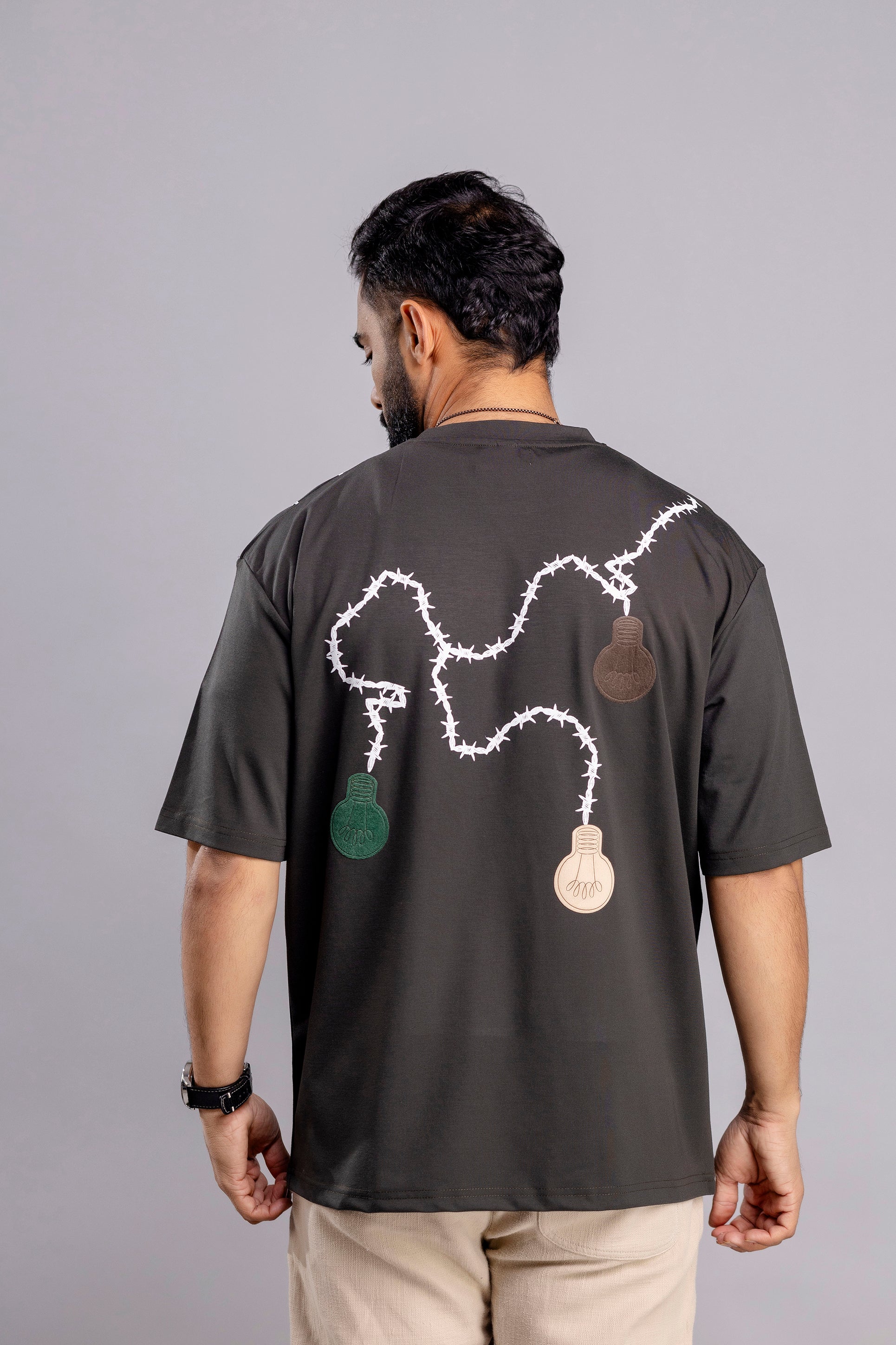 Oversized T-Shirts : Bulb Print